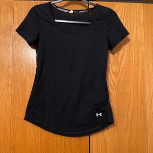 Under Armour Women's workout Top